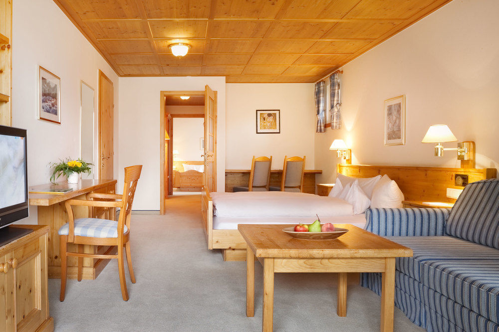 Hotel Montafoner Hof Шрунс Екстер'єр фото