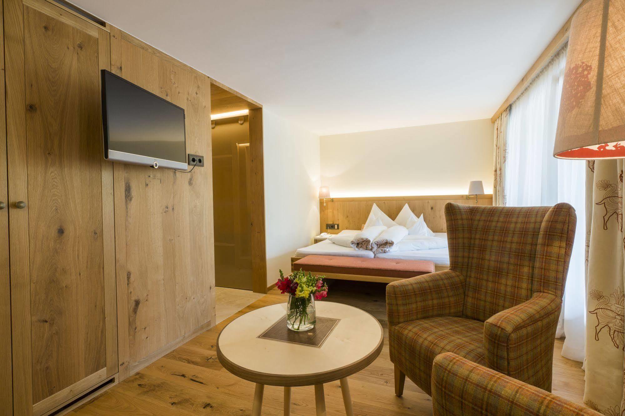 Hotel Montafoner Hof Шрунс Екстер'єр фото