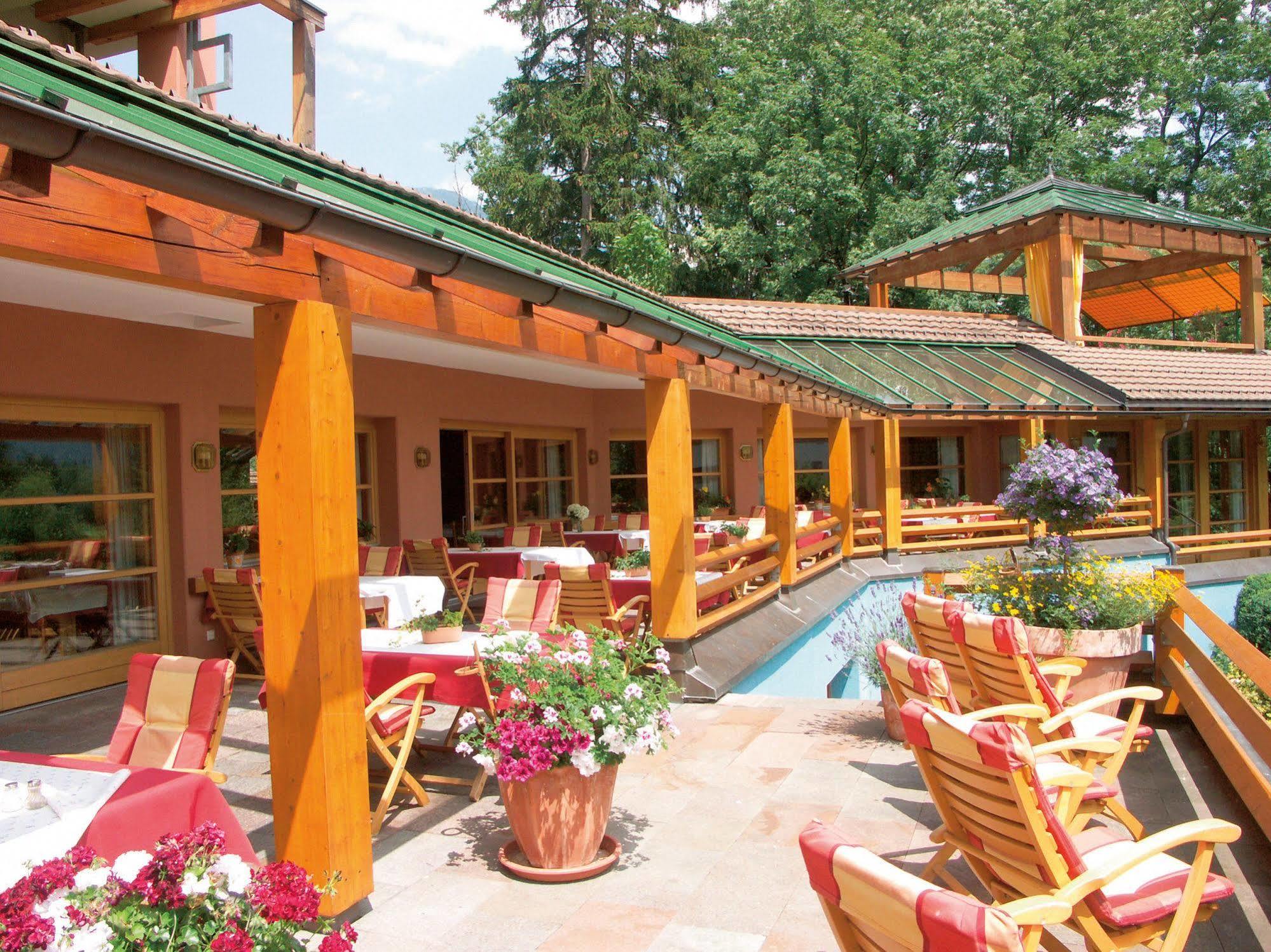 Hotel Montafoner Hof Шрунс Екстер'єр фото