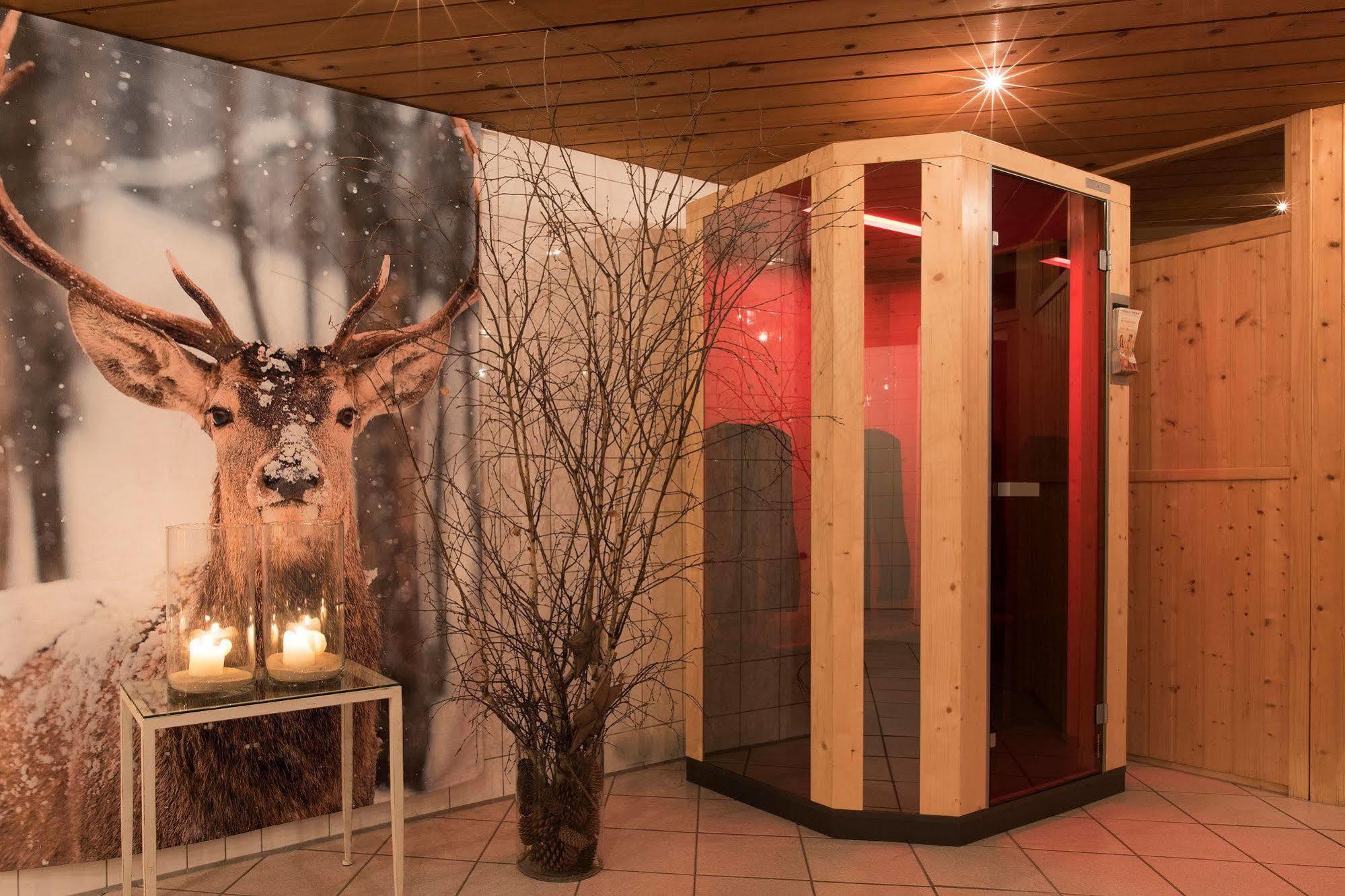 Hotel Montafoner Hof Шрунс Екстер'єр фото